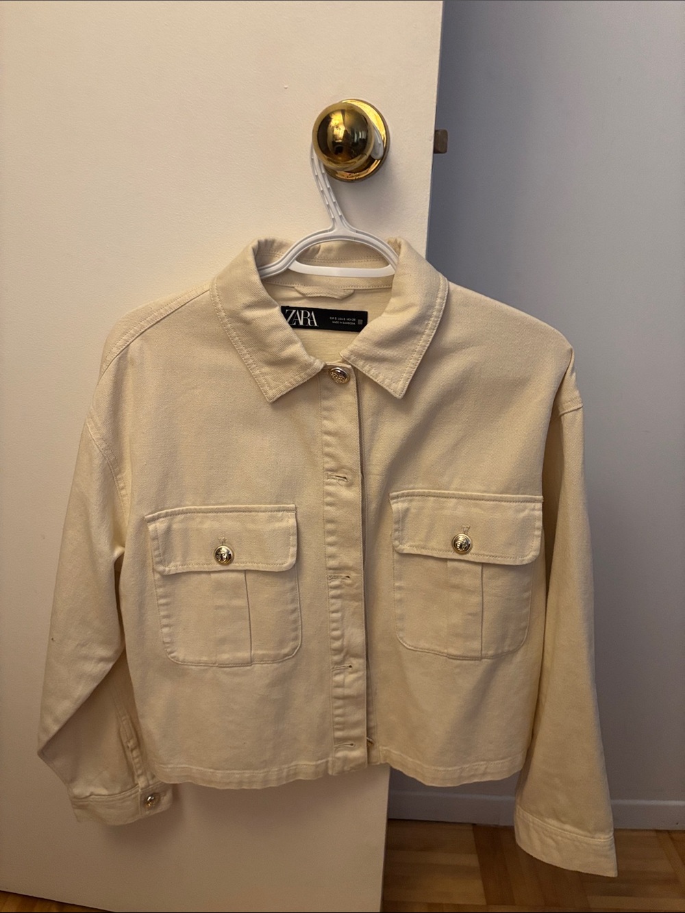 Zara Cream Cropped Utility Jacket with Pocket Flaps
